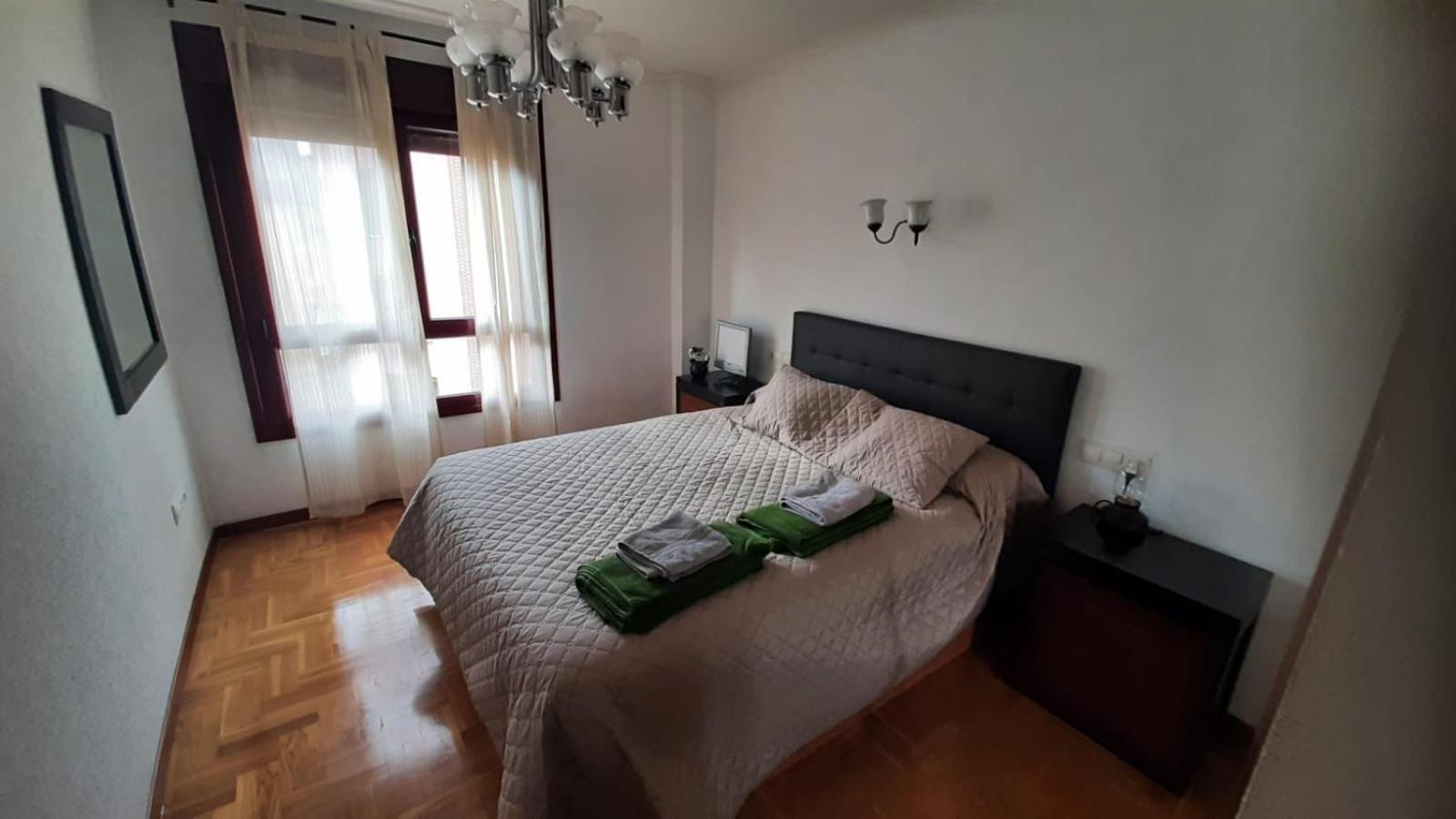 Sar Inn - Garaje Incluido Avilés Kültér fotó